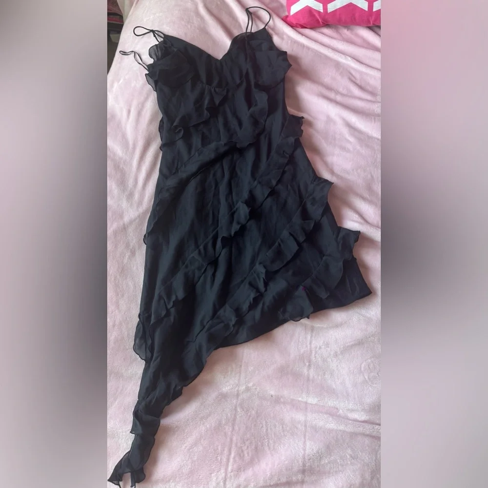 Beautiful Black Asymmetrical Ruffle Dress - Picture 5 of 5